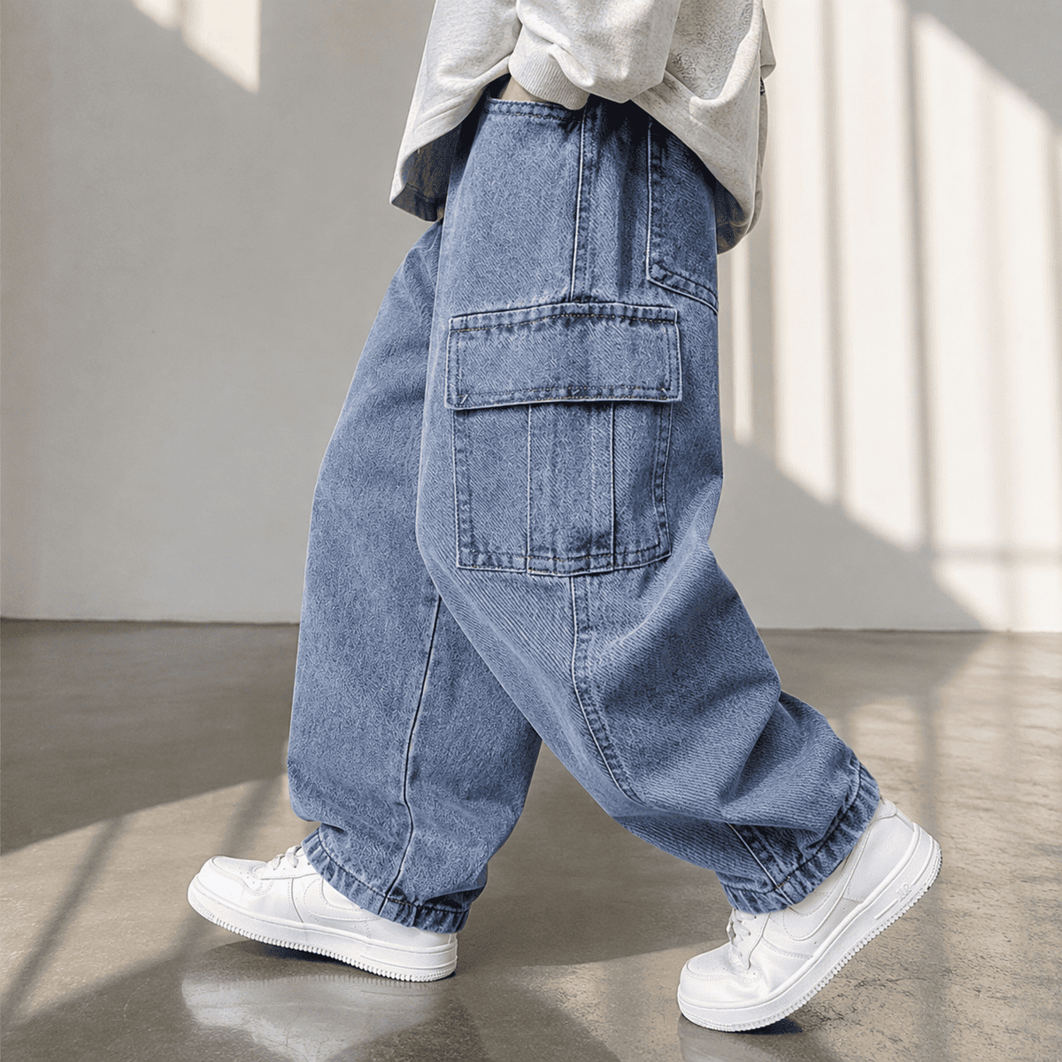 Wide Leg Denim Multi-Pocket Jeans